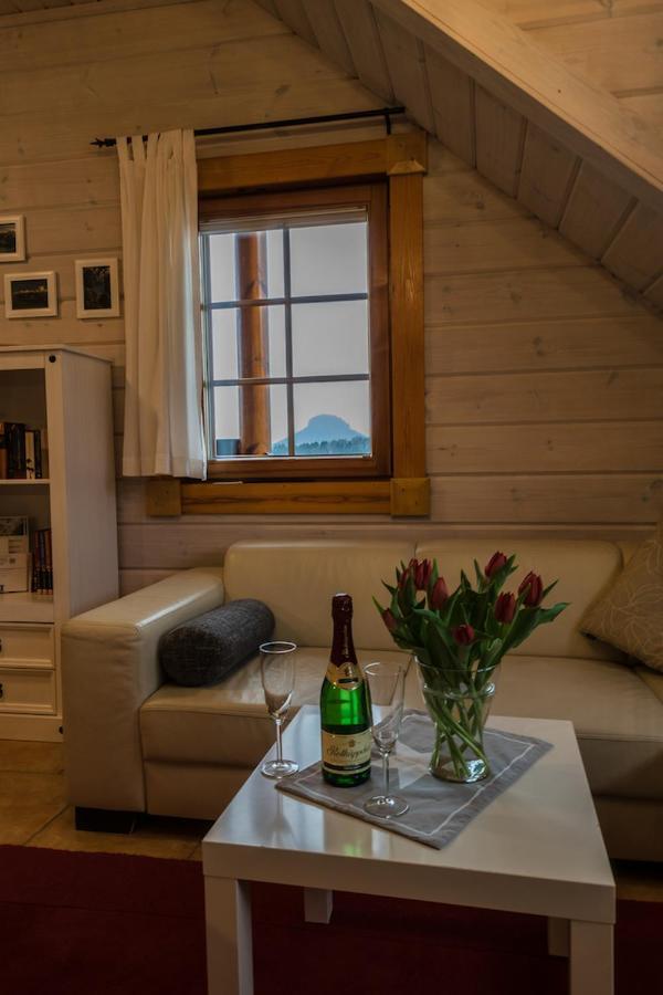 Ferienwohnung Im Blockhaus Rosenkranz Rathmannsdorf Luaran gambar